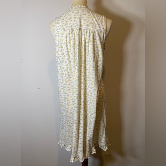 COPY - Laura Ashley Vintage Nightgown - Picture 5 of 11